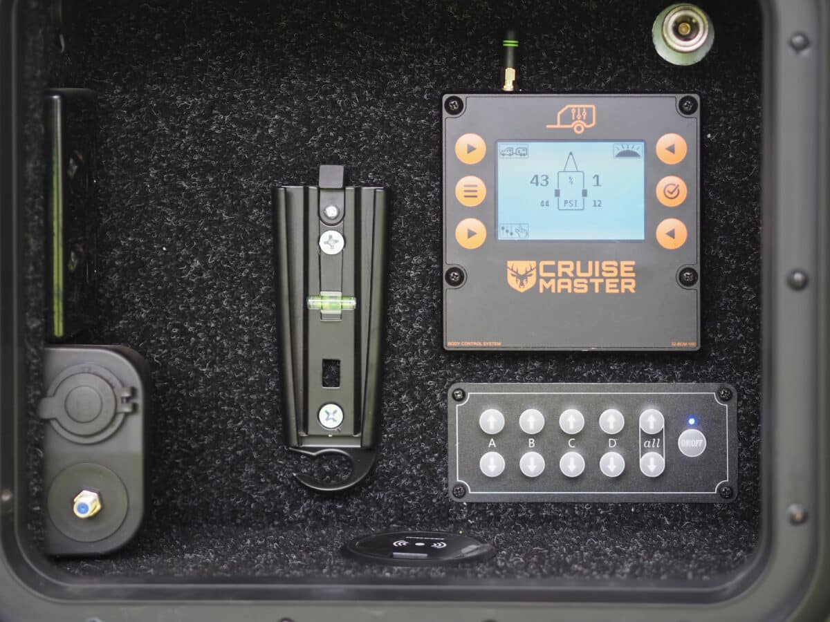 Controls to the Cruisemaster Body Control System